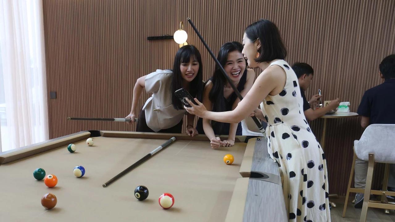 FOTO: Gowadra Billiard Hadirkan Ruang Hiburan Keluarga di PIK 2