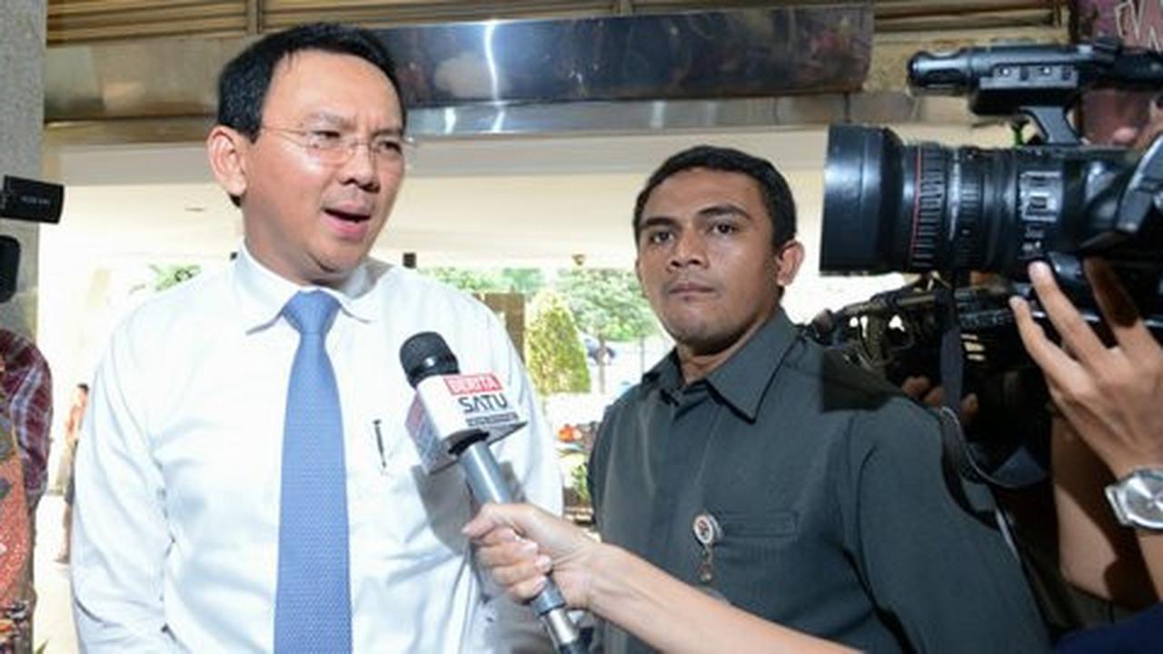 Ahok minta PKL dagang di mal ketimbang di jalan karena lebih murah