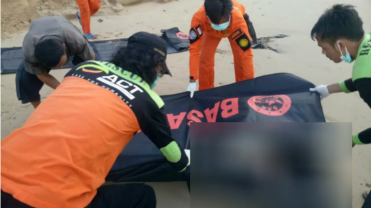 Remaja Jakarta Tenggelam di Pantai Sawarna