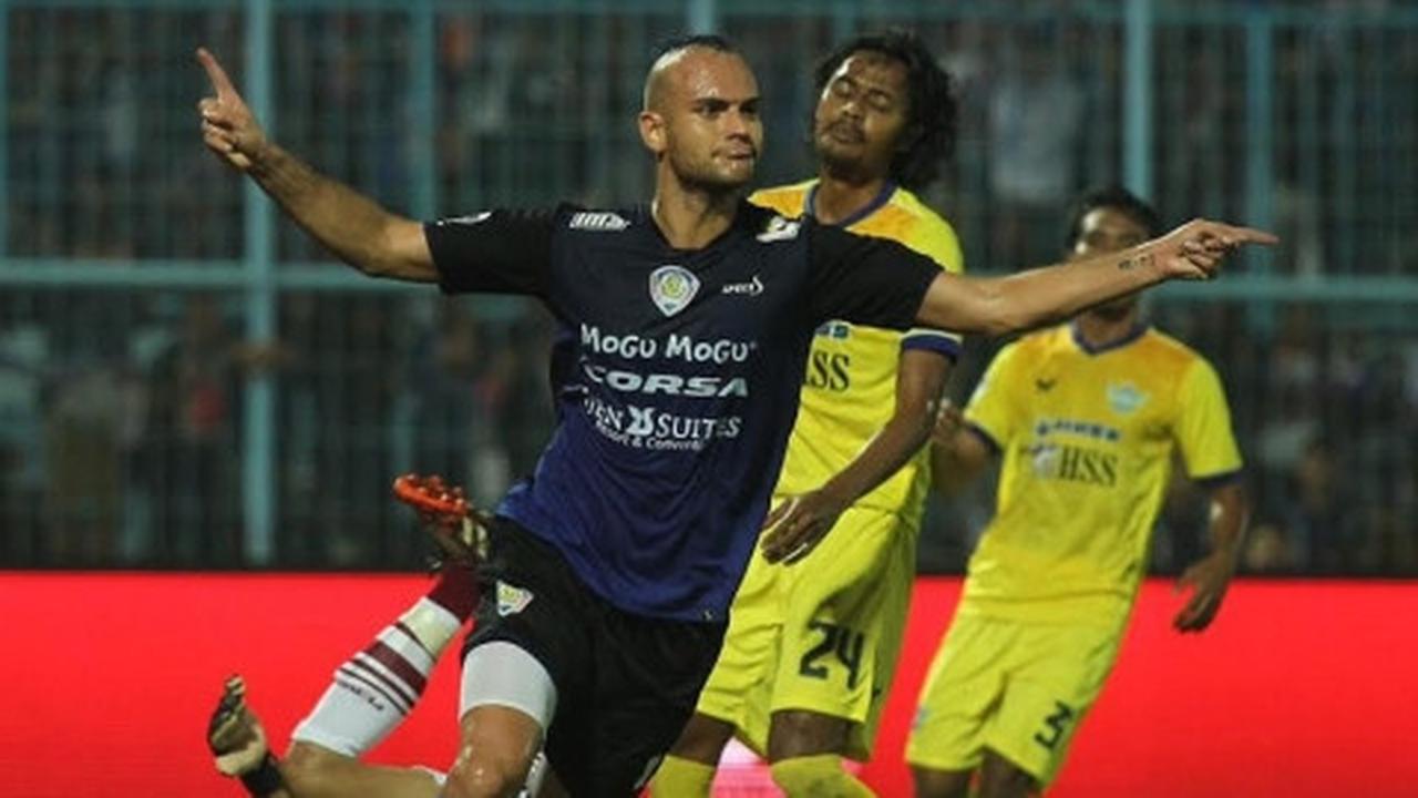 Arema Cronus anggap laga kontra Gresik United latihan