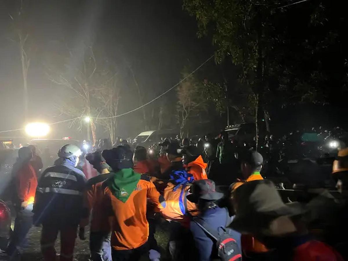 Puluhan Pendaki Alami Hipotermia Usai Rayakan HUT RI di Gunung Bawakaraeng, 1 Orang Meninggal