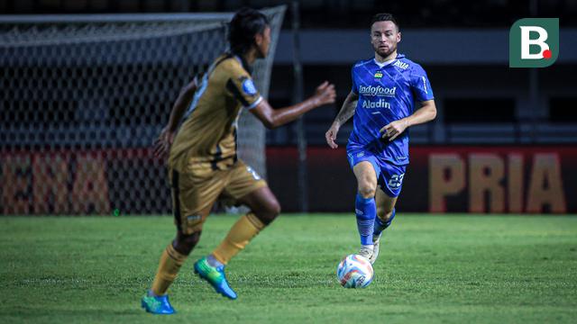 Persib Bandung vs Dewa United - BRI Liga 1 2023/2024