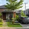 10 Rumah Minimalis dengan Taman Mini yang Membantu Udara Lebih Sejuk dan Nyaman