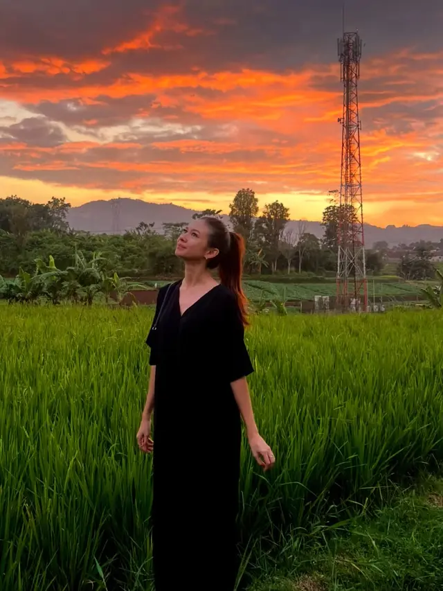 OOTD Yuki Kato saat Lebaran di Kampung Halaman. [@yukikt]