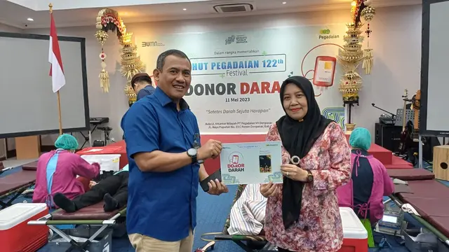 Aksi donor darah serangkaian HUT PT Pegadaian