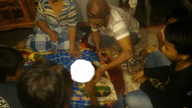 Ciuman Pipi Terakhir Korban Tarikan "Raja Buaya Putih"