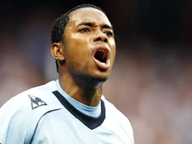 Manchester City&#039;s Brazilian forward Robinho shouts during their English Premier League football match against Chelsea at The City of Manchester Stadium in Manchester on September 13, 2008. AFP PHOTO/ADRIAN DENNIS