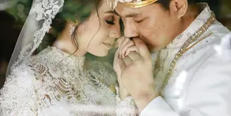 Rizal Armada dan Monica Imas