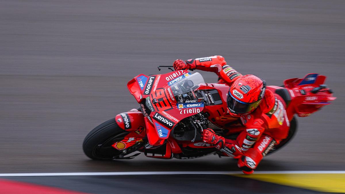 Hasil MotoGP Ceko 2025: Marc Marquez Kuasai FP2, Alex Marquez Keempat