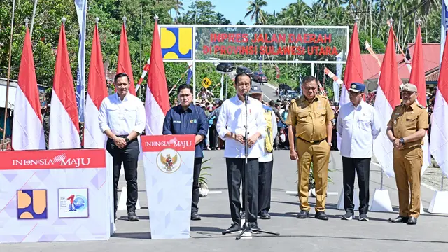 Presiden Joko Widodo (Jokowi) meresmikan Bendungan Lolak di Kabupaten Bolaang Mongondow, Provinsi Sulawesi Utara. Jokowi didampingi sejumlah menteri, salah satunya Menteri Agraria dan Tata Ruang/Kepala Badan Pertanahan Nasional Agus Harimurti Yudhoyono.