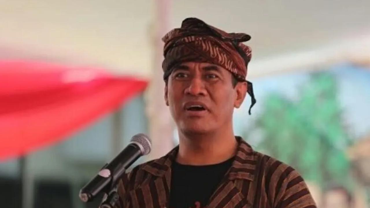 Pengalaman hidup itu menjadi amat Bermakna ketika dia dilantik sebagai Menteri Pertanian oleh Presiden Joko Widodo (Jokowi) pada tahun 2014. Dia adalah Amran Sulaiman.