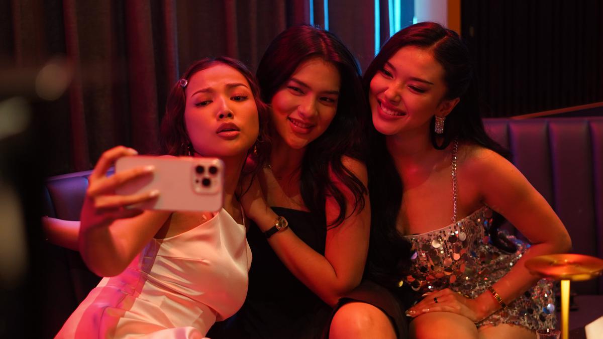 Perbandingan Film dan Series Berjudul Sugar Baby: Produksi, Pemain, dan Ceritanya