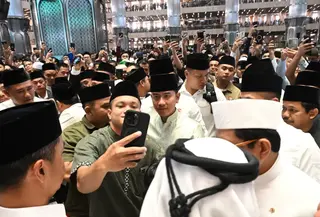 Suasana khidmat dan penuh kebersamaan mewarnai pelaksanaan Salat Idul Adha 1447 H di Masjid Istiqlal.