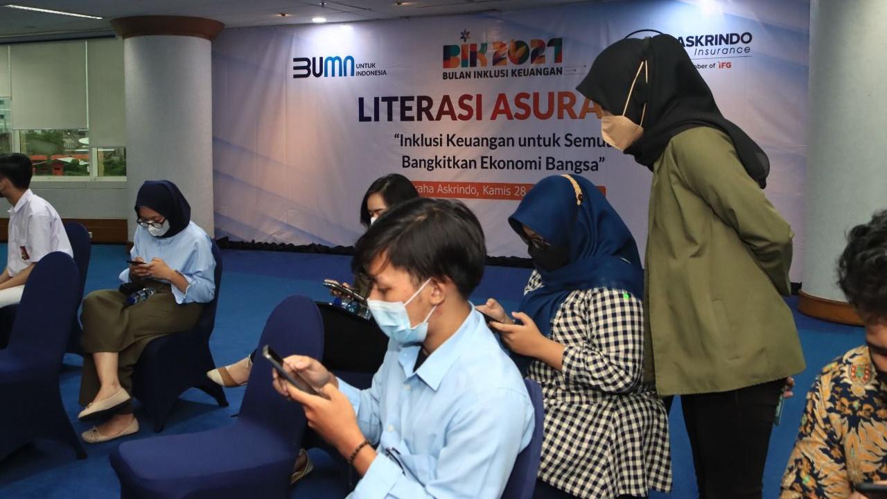 Literasi asurnasi yang dijalankan oleh PT Asuransi Kredit Indonesia atau yang lebih dikenal sebagai Askrindo. (Dok Askrindo)