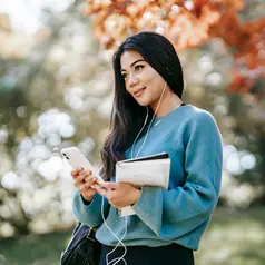 Kesehatan mental tidak selalu dijaga melalui langkah besar. Beberapa kebiasaan sederhana yang dilakukan secara konsisten dapat membantu menjaga keseimbangan emosi dan membuat pikiran terasa lebih tenang. [Dok/Pexels.com/Charlotte Ma].