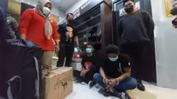 Kurir sabu asal Iran ditangkap Polda Jatim. (Foto: Liputan6.com/Dian Kurniawan)