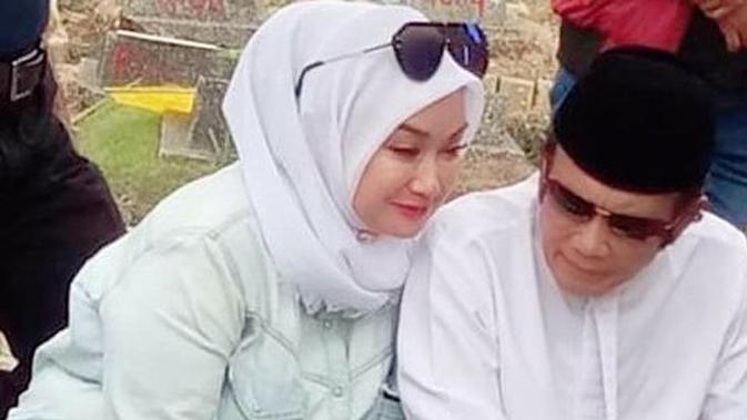 Rhoma Irama dan Ricca Rahim