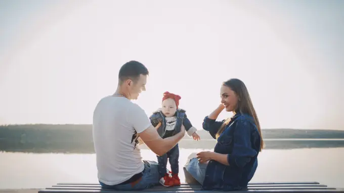 Cara Lembut Menetapkan Batas pada Anak dengan Metode Parenting “Pause and Connect” saat Marah [Dok/freepik.com]