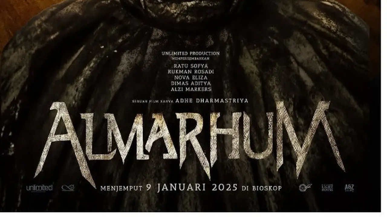 Poster Film 'ALMARHUM' (instagram @almarhumfilm).