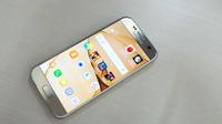 Samsung Galaxy S7 tampak depan (Liputan6.com/Iskandar).