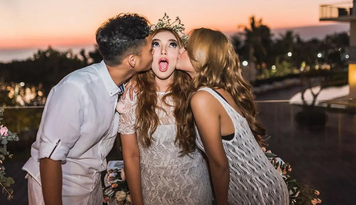 (Instagram/aurelie.hermansyah)