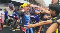 Pembalap Yamaha Racing Indonesia Muhammad Faerozi Toriqatullah juara race kedua AP250 ARRC 2024 Mandalika. (Liputan6.com/Hans Bahanan)