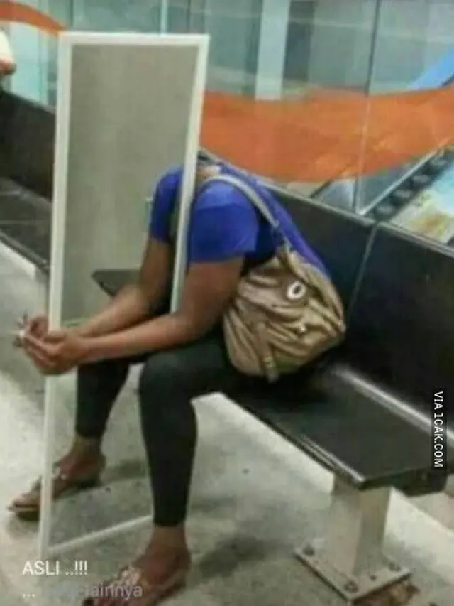 6 Foto Ilusi Optik Bak Orang Tanpa Kepala Ini Bikin Mata Melotot