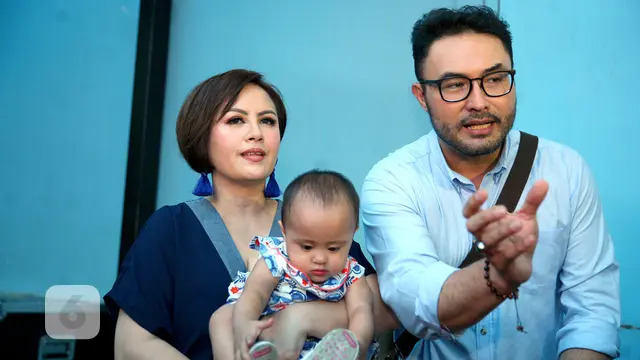 [Bintang] Surya Saputra dan Cynthia Lamusu