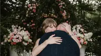 Top 3 Berita Hari Ini: Taylor Swift Tunangan dengan Travis Kelce, Cincin Berlian Antik Melingkar di Jari Manis