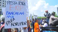 Aksi minta KPK usut tuntas dugaan korupsi E-KTP