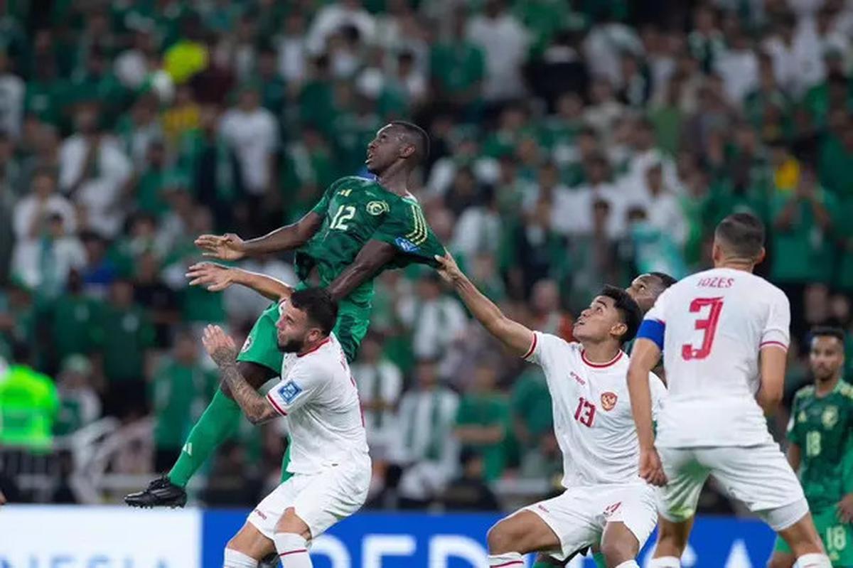Tertarik Membela Timnas Indonesia, Striker yang Punya Darah Bandung dan Surabaya Milik AZ Alkmaar Ini Mengaku Belum Dihubungi PSSI