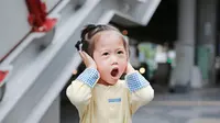 Ingat, jangan bersihkan telinga anak menggunakan cutton bud (Ilustrasi/iStockphoto)