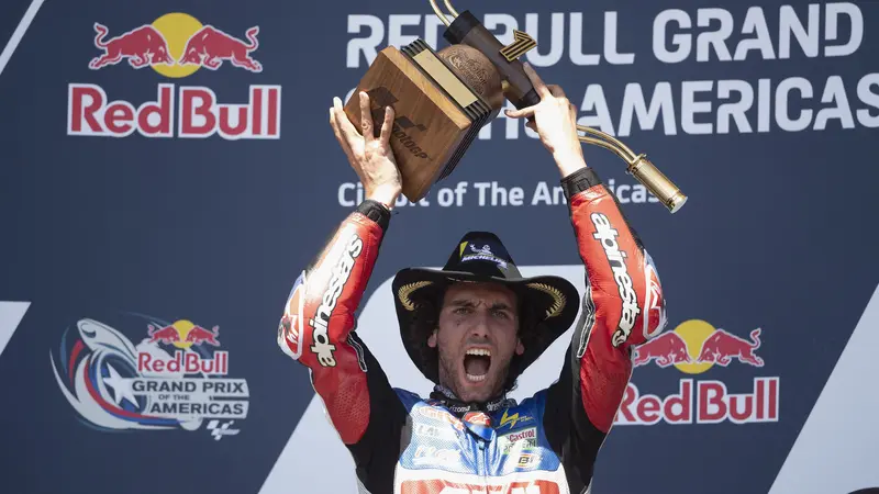 Foto: Taklukkan MotoGP Amerika 2023, Alex Rins Akhiri Puasa Dua Tahun Kemenangan Honda