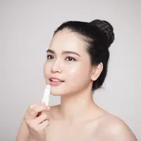 Ilustrasi lip balm/copyright shutterstock