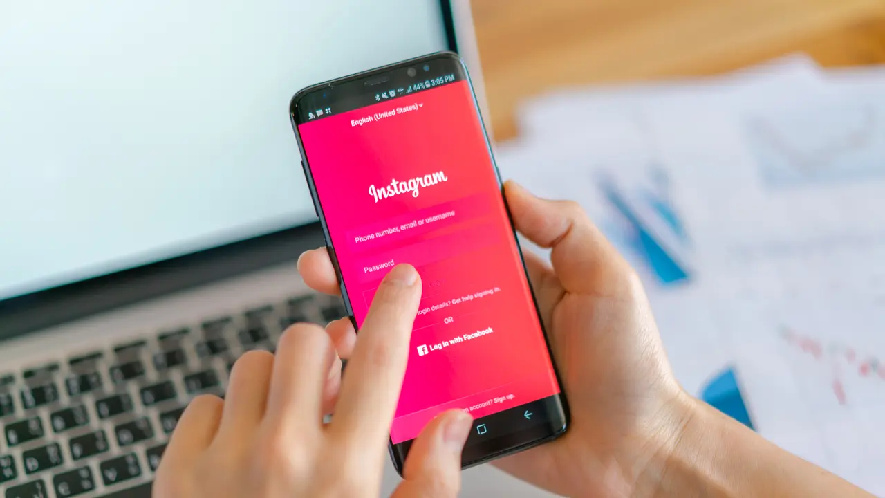 Ilustrasi caption Instagram