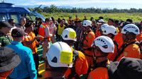 Proses evakuasi korban meninggal dalam kecelakaan helikopter di Mimika. Foto Tim SAR Mimika