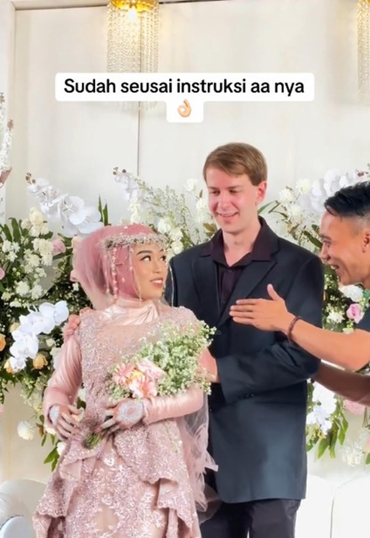 Wanita Ini Perlihatkan Tingkah Lucu Suami Bule di Hari Pernikahannya, Bikin Ngakak