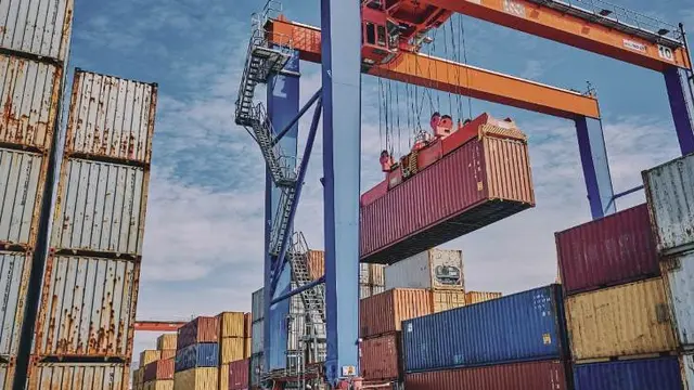 Perkembangan E-Commerce dan Masa Depan Perusahaan Logistik di Indonesia