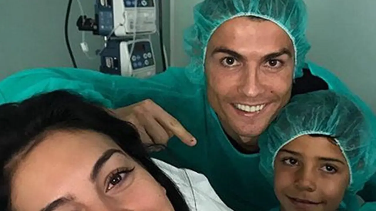 [Bintang] Cristiano Ronaldo - Georgina Rodriguez
