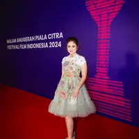 Tissa Biani sukses mencuri perhatian saat hadir di gelaran Anugerah Piala Citra Festival Film Indonesia 2024. [@tissabiani].