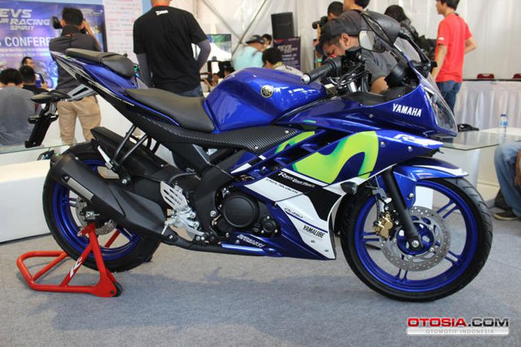 Yamaha YZF R15 MotoGP Livery Movistar Edition Galeri Otosia