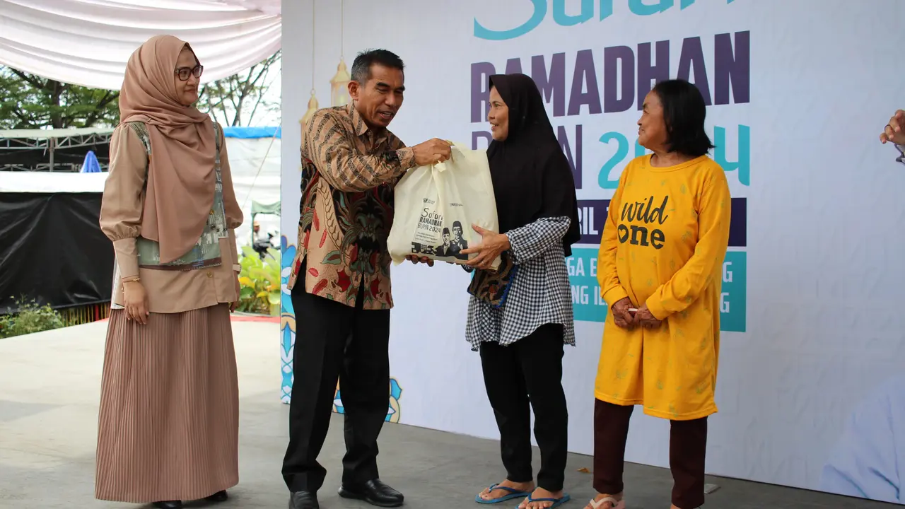 Safari Ramadan Pertamina di Kabupaten OKI Libatkan UMKM Lokal dan Bagikan 1.000 Paket Sembako