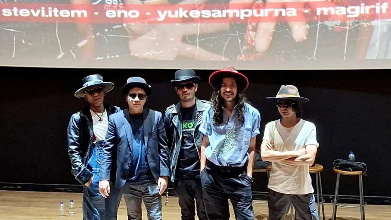 Loh Kok Tum Band