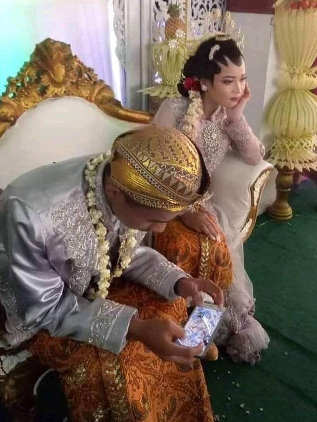 7 Kelakuan Cowok Kurang Kerjaan Ini Bikin Geleng Kepala