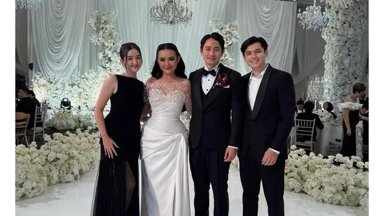 8 Potret Tamu Artis di Pernikahan Amanda Manopo dan Kenny Austin yang Digelar Privat