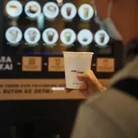 Kurangi penyebaran Covid-19 dengan metode pembelian kopi nirsentuh pertama di Indonesia. (Foto:  JumpStart Coffee)