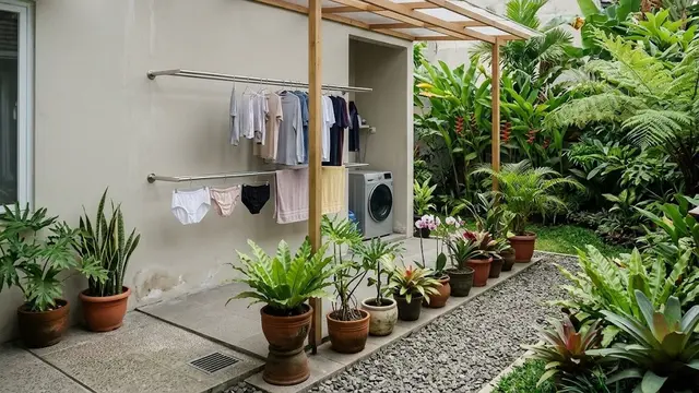 Area Jemur Beratap Bening yang Menyatu dengan Taman Kecil