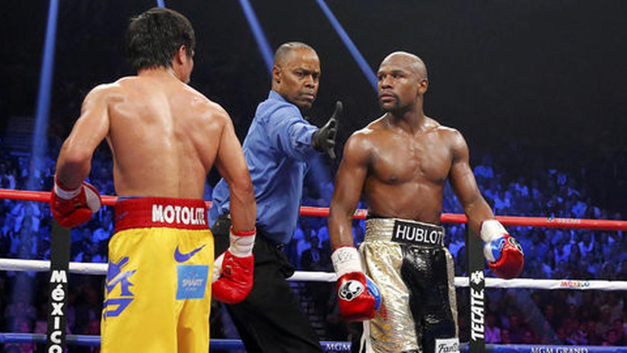 Dibully saat lawan Pacquiao, mampukah Mayweather kalahkan Berto?