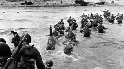 Bala bantuan pasukan Amerika mendarat di pantai Normandia, Perancis, (6/6/1944). (AFP PHOTO)