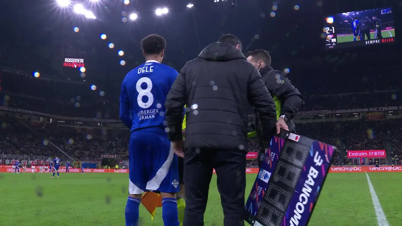 Gelandang Como 1907, Dele Alli.